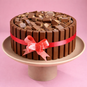 Kit Kat Crunchy Cake